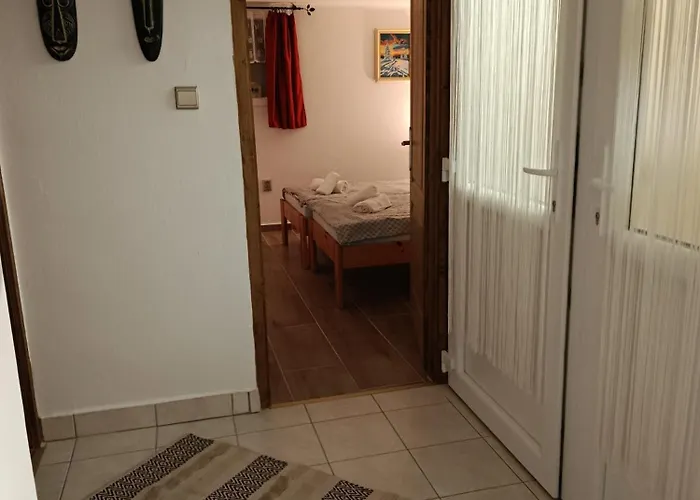 Manocska Daire Tamási